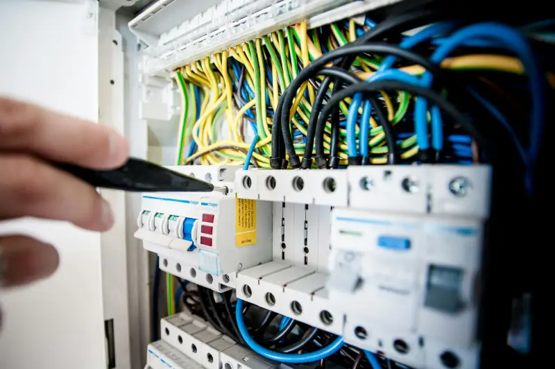 Serviço de adequação NR-10 e NR-12
